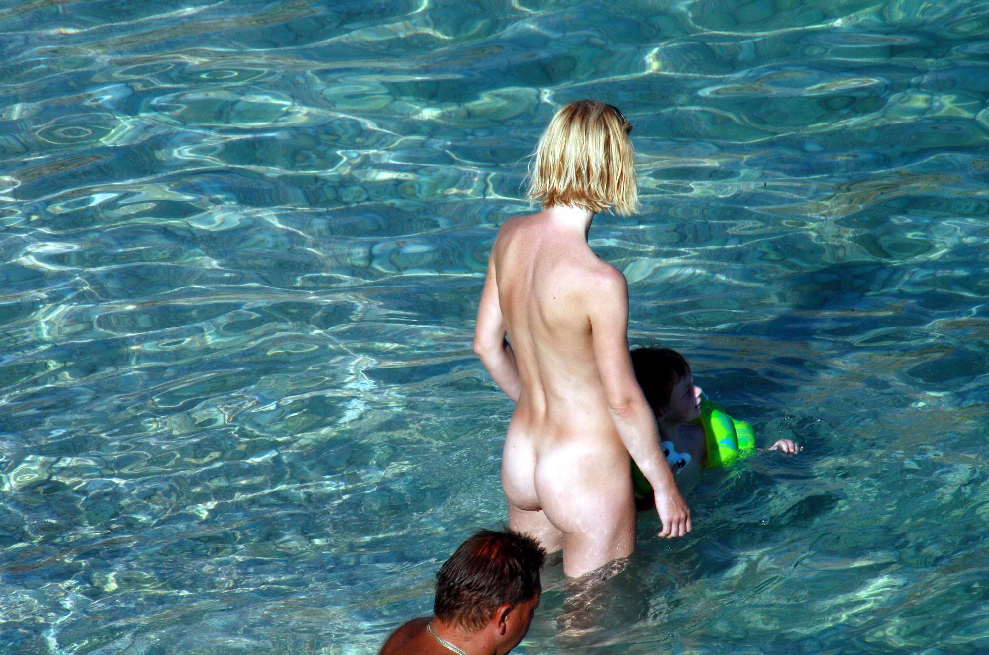 Pure Nudism-Mothers With Their Young - 1