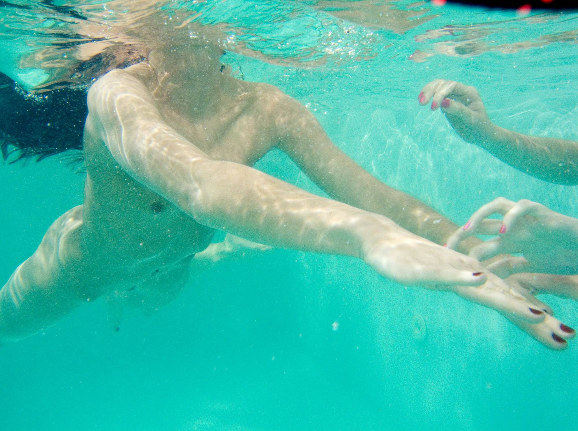 Pure Nudism Pics-Soft Spa Underwater Girls - 1